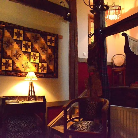 度假居 In Near Forest & Pond
